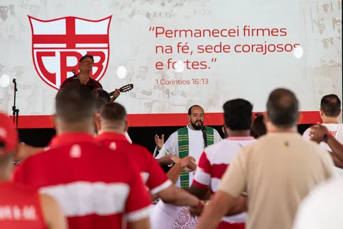 
				Em meio à derrota para a Ponte Preta, CRB comemora 114 anos de história
			
			