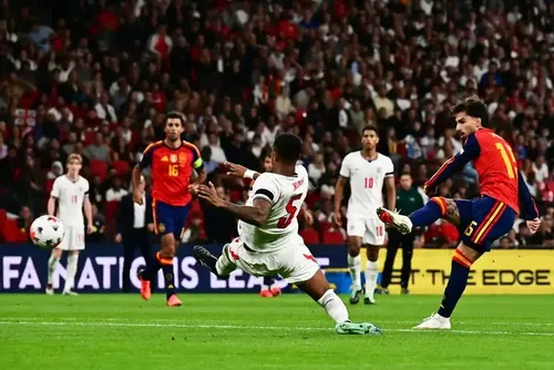 
				Espanha vira sobre a Inglaterra e vence duelo eletrizante em Wembley
			
			