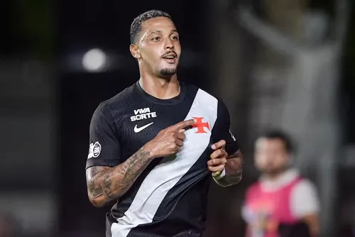 
				Ex-lateral do CRB, Hayner é alvo de operação que investiga tráfico de drogas e armas
			
			