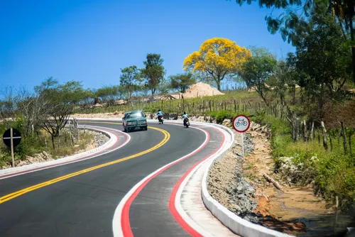 
				Governo do Estado inaugura obras do Alagoas de Ponta a Ponta em Pariconha
			
			