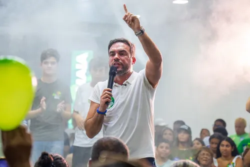 
				Grande mobilização marca inauguração do comitê de Davi Maia em Maceió
			
			