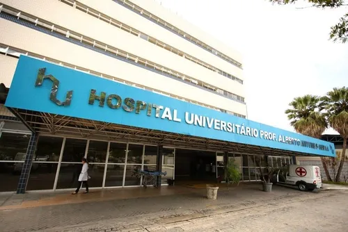 
				HU da UFAL garante dignidade com oncologia avançada pelo SUS e se firma como referência contra o câncer em Alagoas
			
			