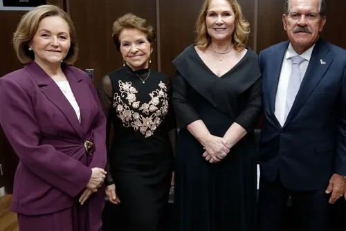 
				Humberto Martins chama chegada de Silvana e Ana Florinda ao TJAL de “justo reconhecimento”
			
			