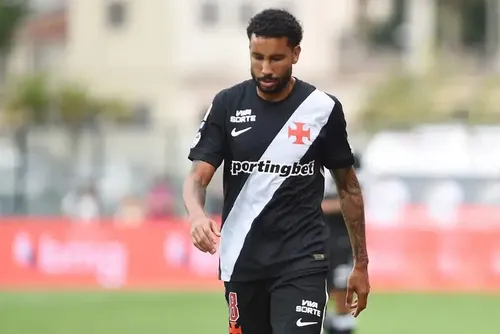 
				Jair vai desfalcar o Vasco por cerca de um mês, após lesão na coxa
			
			