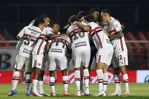 
				Lucas volta? Veja lista de lesionados que retornam ao São Paulo após Data Fifa
			
			