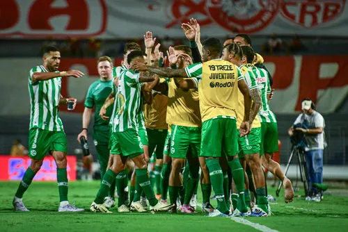 
				Melhor defesa e chance de liderança; como chega o Juventude para o duelo contra o CRB
			
			