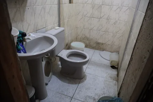 
				Fiscalização encontra irregularidades em abrigos para idosos; veja fotos e vídeo
			
			
