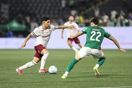 
				MPSP recomenda 4 mil ingressos para torcida do Fluminense contra o Palmeiras
			
			