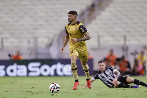 
				No Rei Pelé, CRB encara o Sport por aproximação do G-6 da Série B
			
			