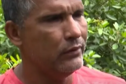 
				Pescador que viralizou após capturar pirarucu de mais de 70 kg morre em acidente com arpão
			
			