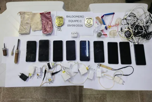
				Polícia Penal faz batida e apreende celulares, drogas e armas em dois presídios de Maceió
			
			