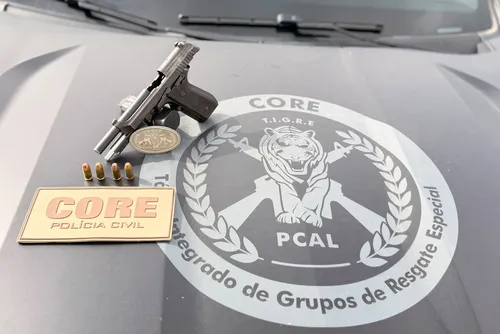 
				Quatro suspeitos de homicídio são presos em operação em Messias e Rio Largo
			
			