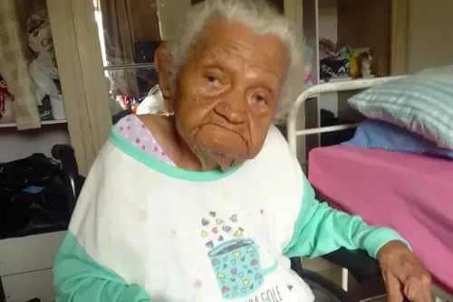 
				Quem é Deolira Glicéria, reconhecida com a mulher mais longeva do país
			
			