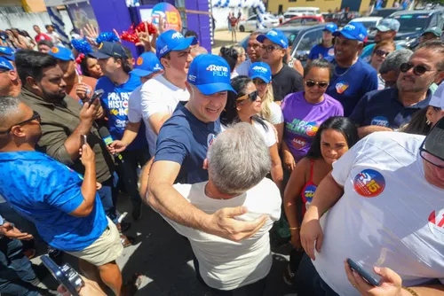 
				Renan Filho acelera campanha com caravana por quatro cidades: “Vamos fazer mais ainda”
			
			