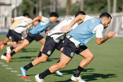 
				Santos tenta quebrar tabu contra o Corinthians com retorno de Neymar e alerta no Z-4
			
			