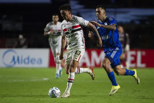 
				São Paulo corre para dar destino a quatro afastados
			
			