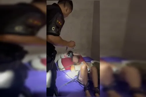 
				VÍDEO: veja o resgate de mulher amarrada e amordaçada por 5 dias em cativeiro
			
			