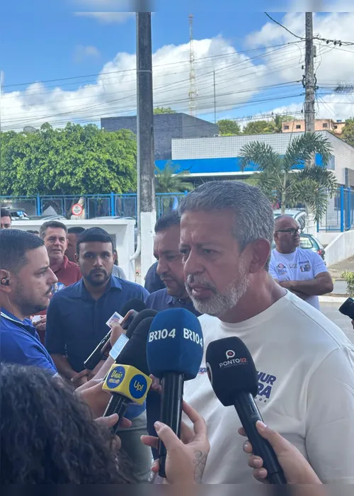 
				Arthur Lira e Wadson Regis apresentam Pacto pela Água em São José da Laje e discutem projeto de barragens para Alagoas
			
			