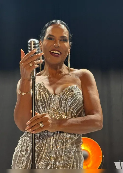 
				Cantora Pipa Brasey e Pascal Brasey renovam votos em celebração na Europa
			
			