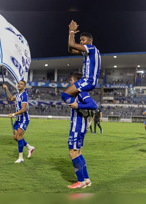 
				Destaque do CSA, Cadu é negociado com o Vila Nova-GO
			
			