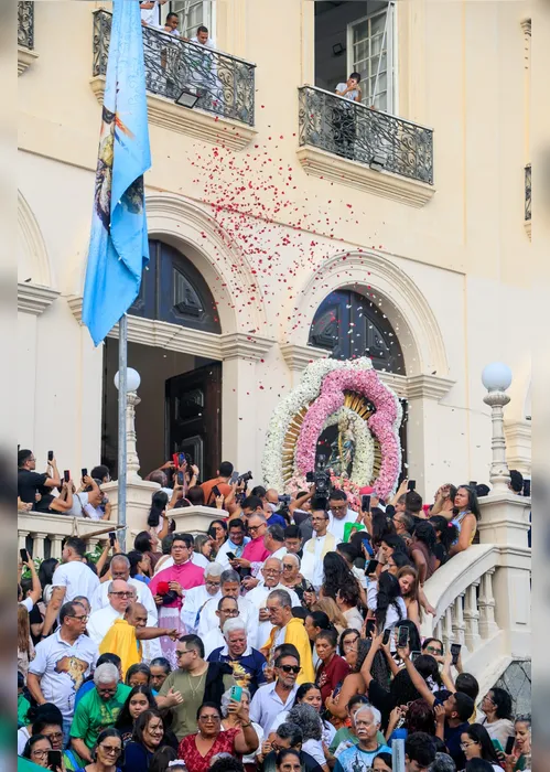 
				Fé e tradição levam devotos às ruas de Maceió na procissão de Nossa Senhora dos Prazeres
			
			