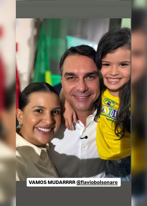 
				Pequena maceioense realiza sonho de conhecer Flávio Bolsonaro
			
			