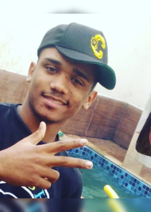 
				SSP divulga imagem de suspeito de invadir apartamentos na Ponta Verde
			
			