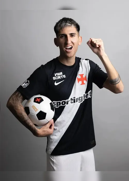 
				Vasco anuncia contratação de Lescano, quinto reforço da janela
			
			