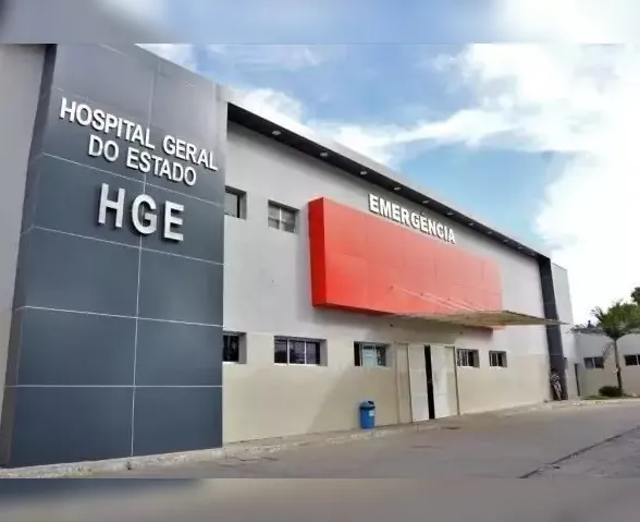 Adolescente é levado para área de mata e se finge de morto após ser baleado