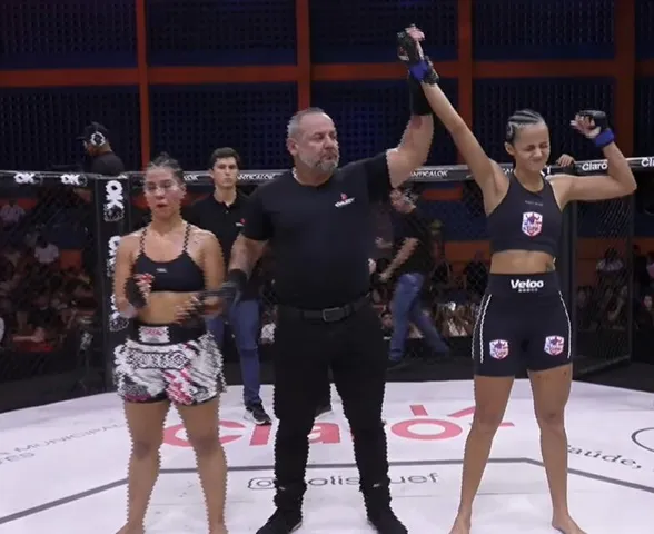 Coliseu: árbitro interrompe luta, e Marta Vitória supera Macla na primeira luta feminina