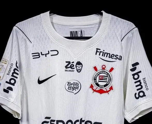 Corinthians repudia ataques homofóbicos sofridos por atletas
