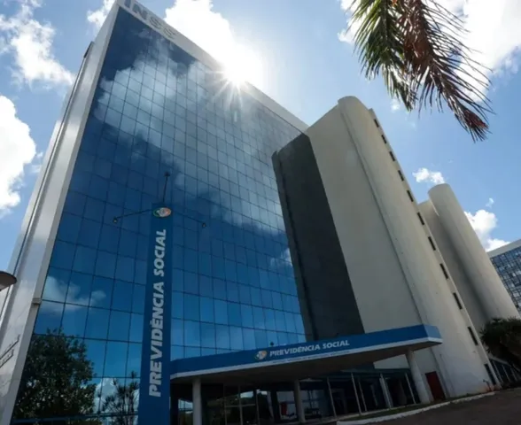 Fila do INSS cai 59% em agosto e atinge menor nível desde 2023, diz governo