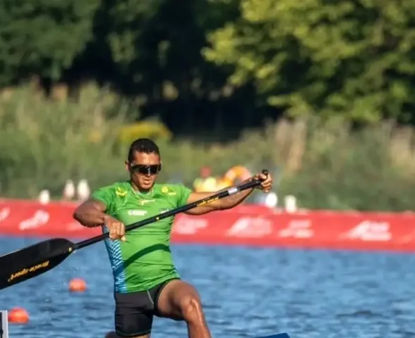 Isaquias Queiroz fica longe do pódio do Mundial de canoagem na Polônia