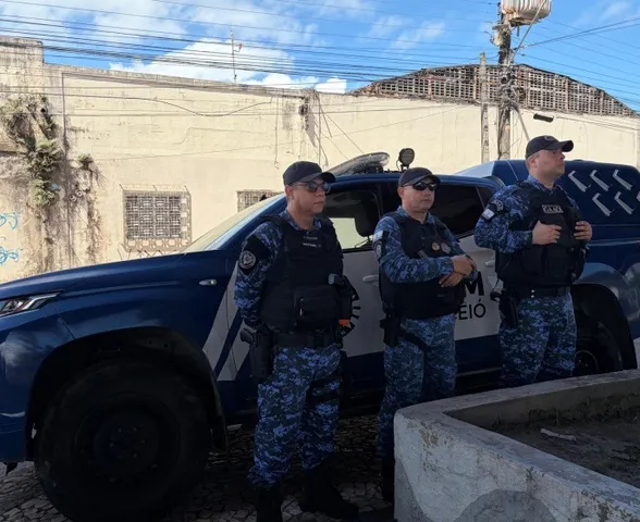 Jovem de 18 anos é resgatada após ser sequestrada na Ponta Grossa e levada ao Benedito Bentes