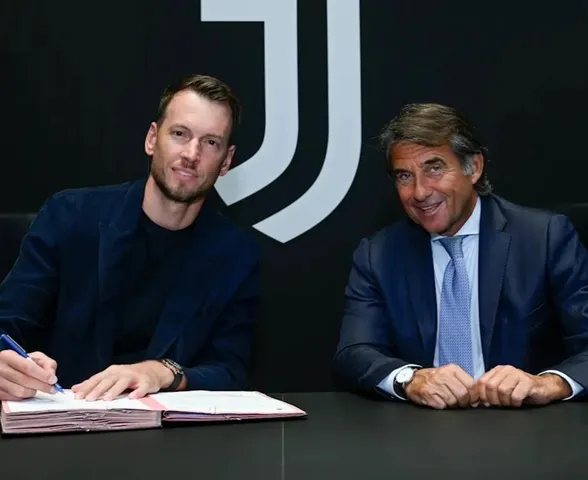 Juventus anuncia a contratação do goleiro Neto, ex-Botafogo