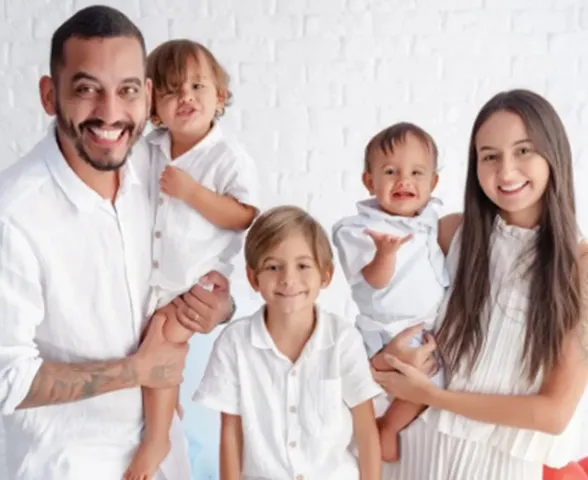 Mãe de 3 filhos: quem era influencer que morreu após cirurgia plástica