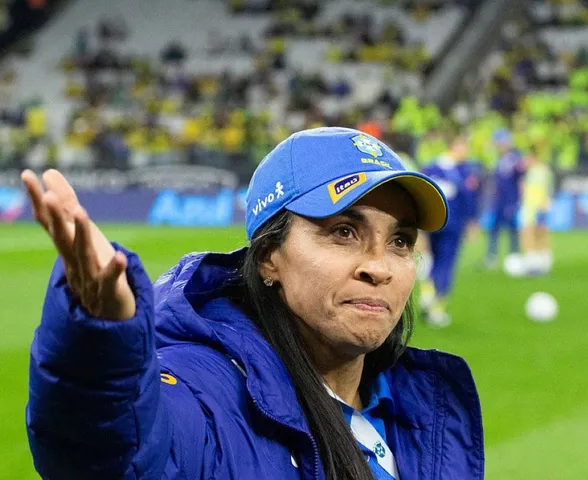 Museu digital da Fifa homenageia Marta com exposição interativa online