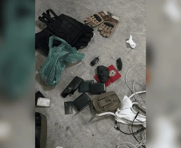 Policiais são presos dentro de delegacia após motorista denunciar extorsão