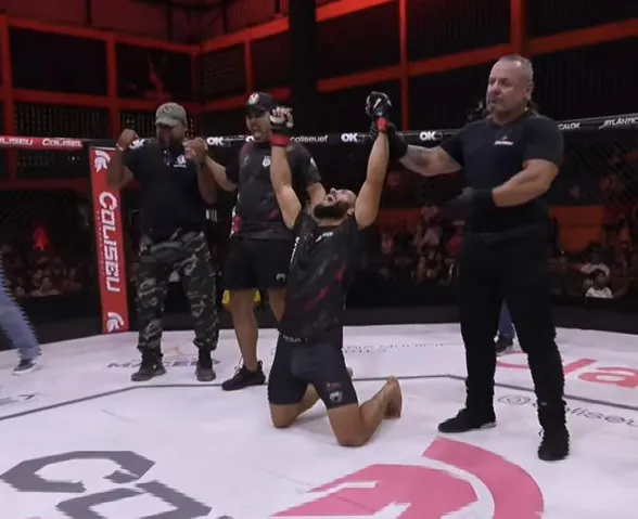 Por decisão dividida, Ricardo Júnior supera Tayrone na 11ª luta do Coliseu na Comunidade