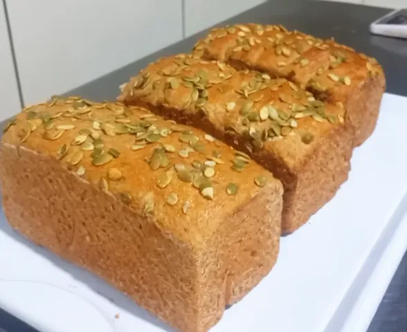 Receita de pão integral com semente de abóbora para fazer em casa