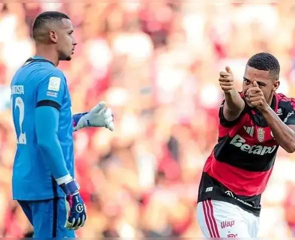 Samuel Lino e Carrascal marcam, e Flamengo atropela Botafogo pelo Brasileirão