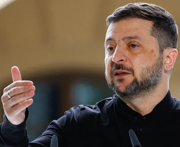 Zelensky promete resposta à ataque contra shopping que deixou 14 mortos