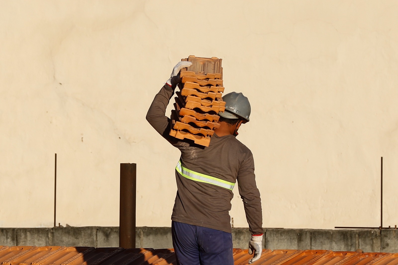 Acidentes de trabalho crescem 206% em Alagoas e pedreiro é a profissão com mais notificações