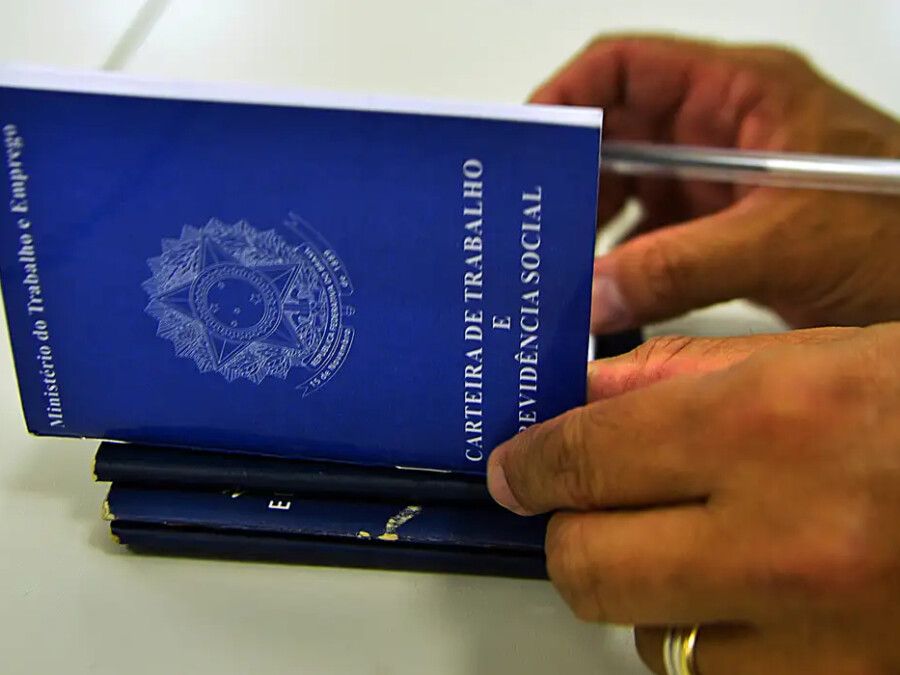 Alagoas cria 15,2 mil empregos em 12 meses e cresce o dobro da média nacional