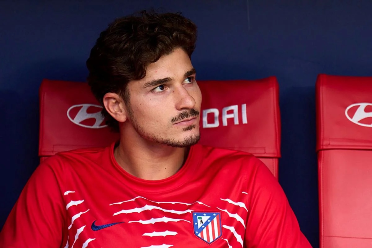 Álvarez falta a treino do Atlético de Madrid pelo segundo dia seguido