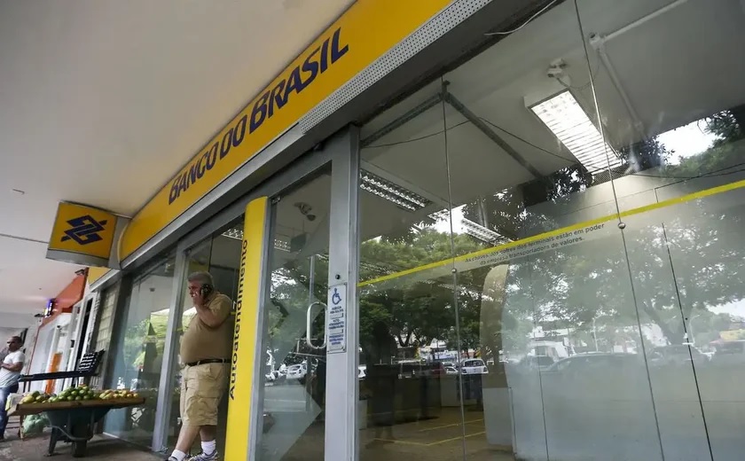 Bancários de Alagoas iniciam paralisação de 24 horas nesta quinta-feira