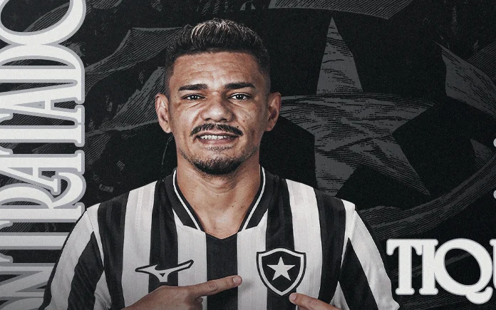 Botafogo anuncia contratação de Tiquinho Soares