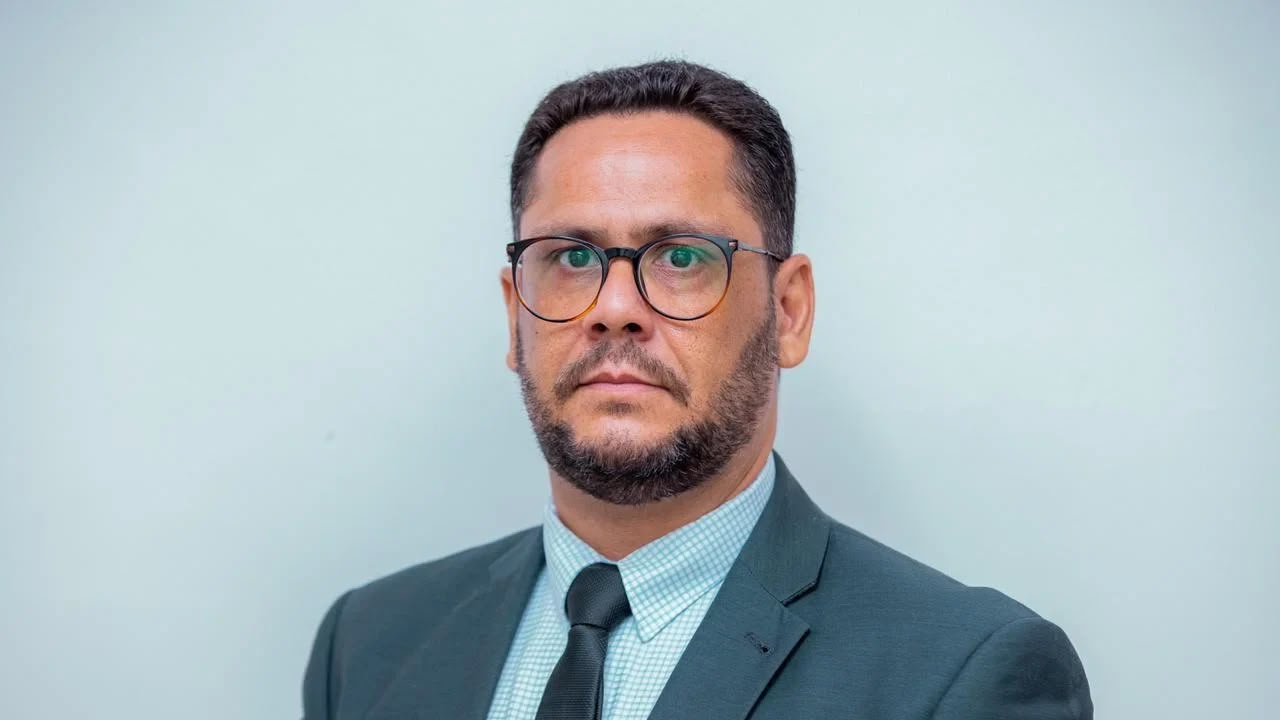 Caso Iprev: PF cita depósitos em espécie e compras de veículo e imóvel por ex-presidente