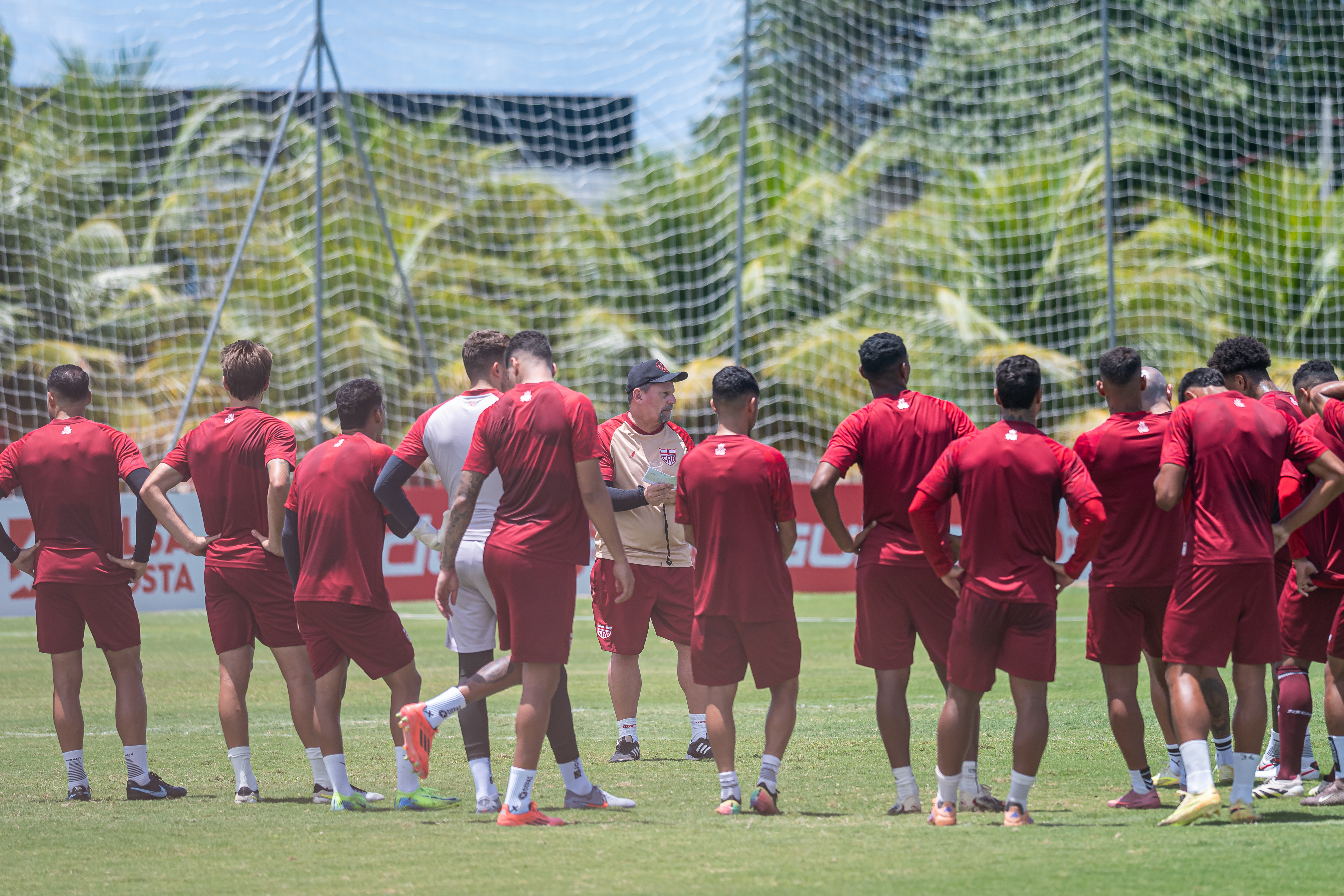 CRB encerra preparação para enfrentar o Cuiabá pela Série B