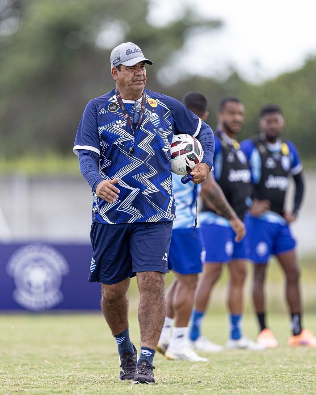 CSA finaliza preparação em Maceió, e Moacir sinaliza mudanças para enfrentar o Nacional-AM